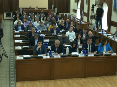 Утверждена программа развития Еревана: Слияние медучреждений, новые автобусы,  строительство детсадов