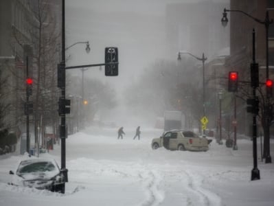 Death toll from blizzard rises to nearly 60 in US