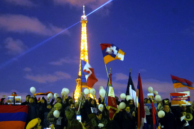 Armenians hold demonstration in Paris in support of Artsakh (VIDEO)