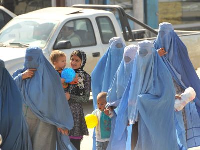 UN Security Council calls on Taliban to allow women to study in higher education