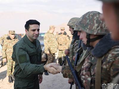 Armenia parliament speaker visits combat positions (PHOTOS)