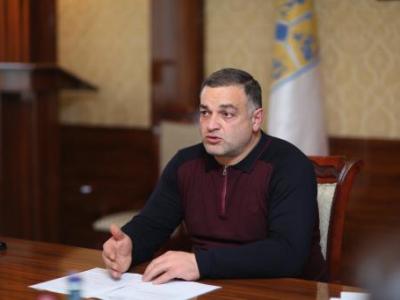 Karabakh capital Stepanakert mayor: Basic necessities almost completely run out, shops virtually empty