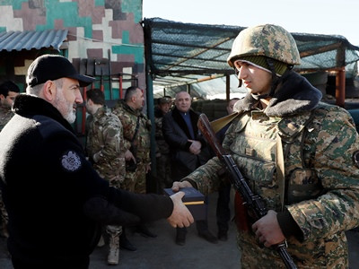 Prime Minister Pashinyan visits military positions on eve of New Year