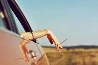 British woman fined £1,500 for cigarette butt thrown out of car window