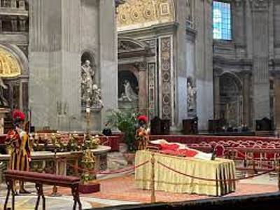 Benedict XVI's farewell ceremony begins at Vatican