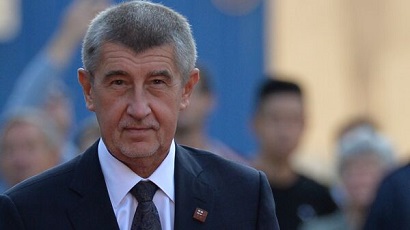 Former Czech PM returns to court to fight fraud charges ahead of presidential election