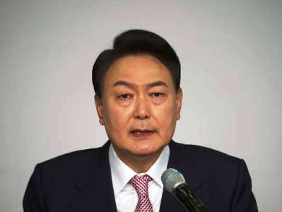 South Korea's president threatens to break military pact with North Korea