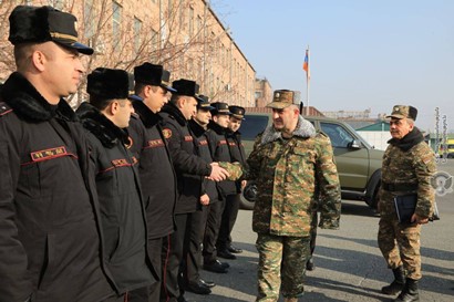 Начальник Генштаба ВС РА посетил республиканский сборный пункт