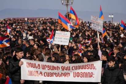 Արցախի քաղաքական վերնախավը չպետք է կատարի քայլեր, որը կկոտրի ժողովրդի ոգին. Իշխան Սաղաթելյան