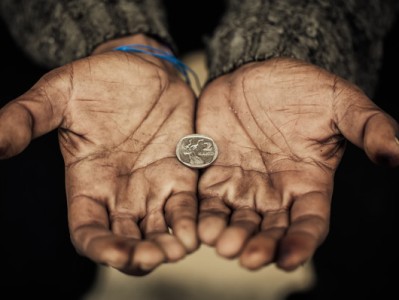 Oxfam: Extreme poverty grows along with extreme wealth