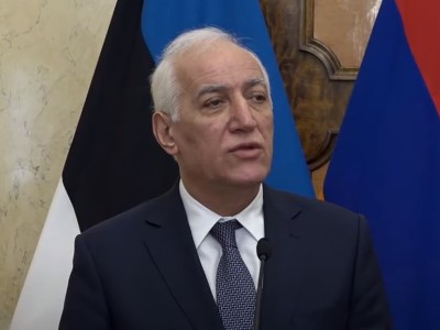 Khachaturyan on unblocking of Lachin corridor: Russian side does not want to use force