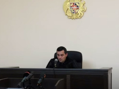 Վլադիմիր Գասպարյանի եւ մյուսների գործով նիստը հետաձգվեց. պաշտպանները գործի նյութերին ծանոթ չեն