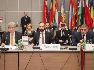 Глава МИД Армении: Очередная попытка открытия железнодорожного сообщения успехом не увенчалась