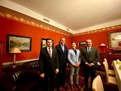 Глава Минэкономики пригласил германские компании начать деятельность в Армении