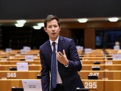 Депутат Европарламента: Европа больше не имеет права материально поддерживать Азербайджан