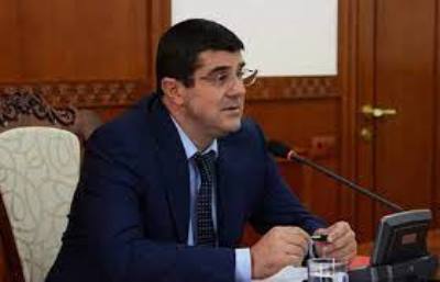 Artsakh President reports on contact with Azerbaijani side to unblock Lachin Corridor