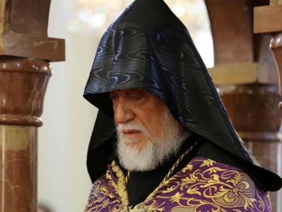 Աղոթում եմ նրանց հոգիների խաղաղության, ընտանիքների մխիթարության եւ վիրավորների շուտափույթ ապաքինման համար. Արամ Ա