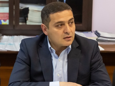 Դու տեղյակ չէի՞ր, որ ինժեներասակրավորային վաշտը լքված տան մեջ ա տեղակայված. Սողոմոնյանը՝ Պապիկյանին