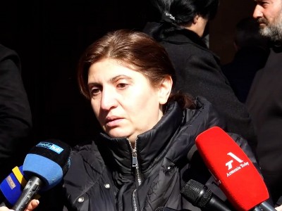 Մտածեք ձեր հայրենիքի, ձեր երեխաների մասին, որ չդառնաք սեւազգեստ, ինչպես մենք. Աստղիկ Գալեյան