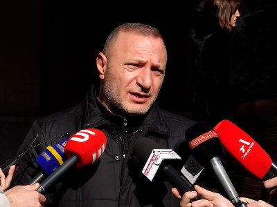Էն պատգամավորները, որ Նիկոլին ընտրել են, ինձ պատասխան ունեն տալու, ձեր սաղի տները գալու ենք. Գալեյան