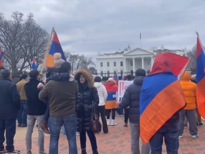 Armenians stage protest outside White House