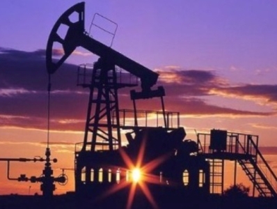 US, allies agree to review Russian oil price cap in March