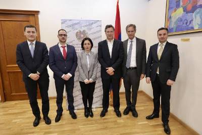 Ժաննա Անդրեասյանը և «Կորպորասիոն Ամերիկա»-ի տնօրեն Մարտին Էռնեկյանը քննարկել են նոր կրթական ծրագրի ներդրման հարցեր