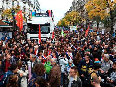 French society remains very sexist in all its spheres