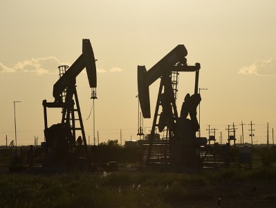 World oil prices on the rise