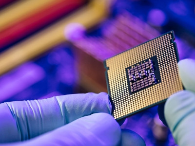UK to subsidize semiconductor companies to produce chips
