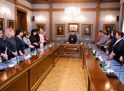 Ամենայն Հայոց Կաթողիկոսն ընդունել է հայորդյաց տների պատասխանատուներին