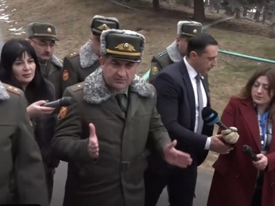 Начальник Генштаба ВС Армении возмутился в связи с вопросом журналиста о пожаре в селе Азат: Вы не судьи для меня