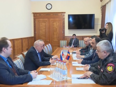 Armenia interior minister, Russia ambassador discuss future activities