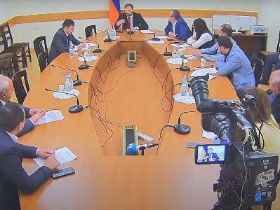 Депутат от правящей партии предлагает прекратить в Армении выдачу ипотечных кредитов в иностранной валюте