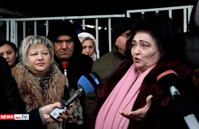 Пашинян, мы же тебя избрали: акция протеста торговцев закрытой в Ереване ярмарки   