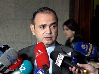 Разъяснение чиновника: Почему некоторым представителям АРФД запретили въезд в Армению?