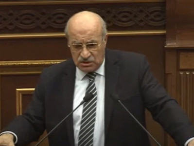 Экс-премьер Армении: Азербайджан продолжает войну против Нагорного Карабаха