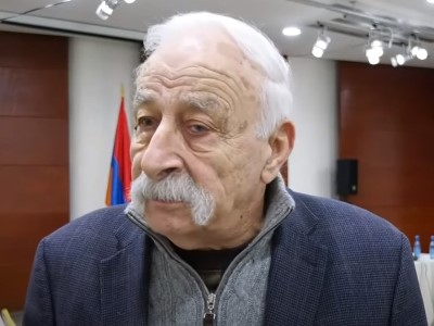 Իրանը կարմիր գծեր է նշանակել մեր սահմանների համար, պարտավոր ենք նրանց մեկնած ձեռքն ընդունել. Մելիքյան