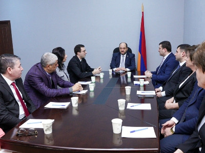Արայիկ Հարությունյանը ներկայացրել է Կրթության տեսչական մարմնի նորանշանակ ղեկավարին