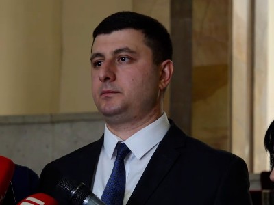 Депутат от оппозиции: Власть пришла на заседание уже назначив виновных
