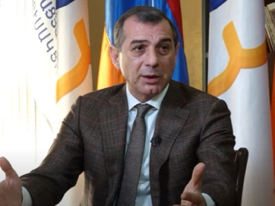 Այսօր նոր օլիգարխիկ էլեմենտներ են ծնվում. ատելությունը իշխանության հանդեպ քայլ-քայլ ավելանում է. Երվանդ Թարվերդյան