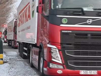 Armenia humanitarian cargo trucks pass through Turkey’s Igdir