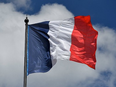 French MFA calls on its citizens to immediately leave Belarus