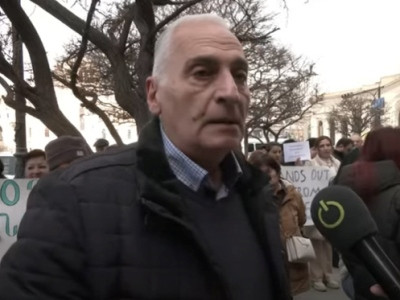Сотрудники Научно-технологического центра органической и фармацевтической химии провели акцию протеста