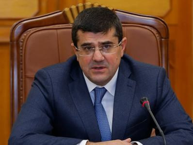 Президент Арцаха объяснил причины отставки Рубена Варданяна с поста государственного министра
