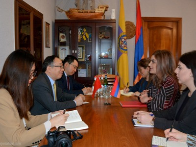 Էջմիածնի քաղաքապետը և Չինաստանի դեսպանն անդրադարձ են կատարել կառավարման համակարգերի սկզբունքներին