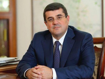 Решение Араика Арутюняна: Государственный министр Арцаха не будет контролировать работу МИД