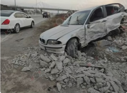 В Араратской области военнослужащий за рулем BMW врезался в стену газозаправочной станции: есть пострадавший