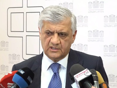 Ամենահամեստ մարդիկ են, իրենց աշխատածն օրինական է. Ղուլարյանը՝ իր ընտանիքի ունեցվածի մասին