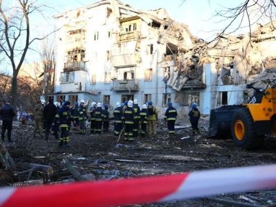 3 people killed after Russia missile hits residential building in Ukraine’s Zaporizhzhia